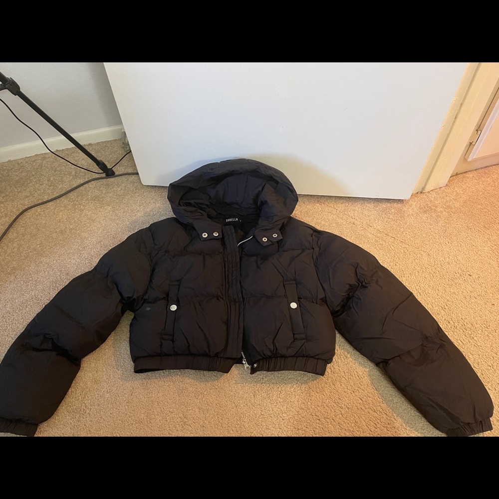 black puffer jacket